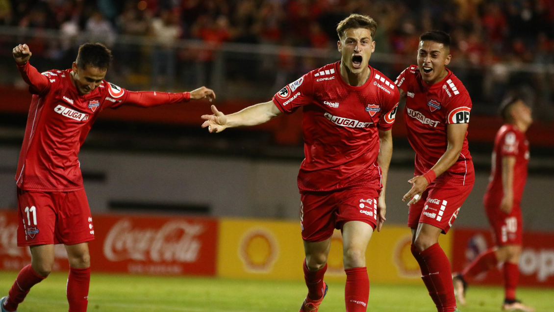 Ñublense venció en la agonía a Magallanes y se acercó a la final de la Copa Chile