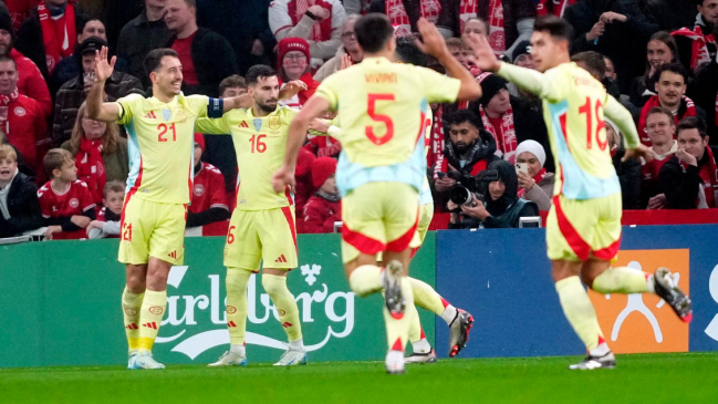 España venció a Dinamarca y aseguró el primer puesto de su grupo en la Nations League