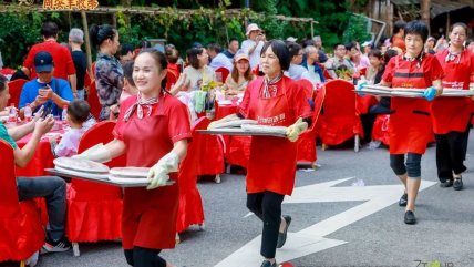   Multitud en Xiamen celebró su tradicional Festín Campesino 