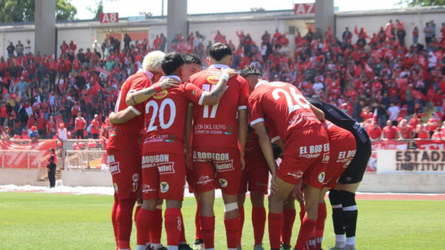 Malleco Unido venció a Naval y ascendió a la Tercera División A