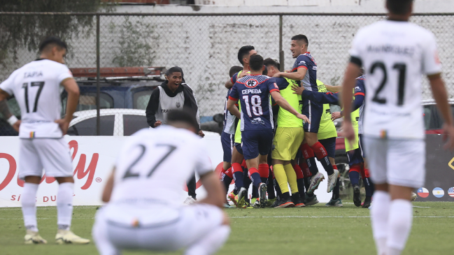 Recoleta venció agónicamente a Santiago Morning y pasó a semifinales en la liguilla de Ascenso