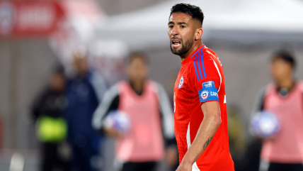   Gareca convocó a Mauricio Isla para el partido clasificatorio ante Venezuela 