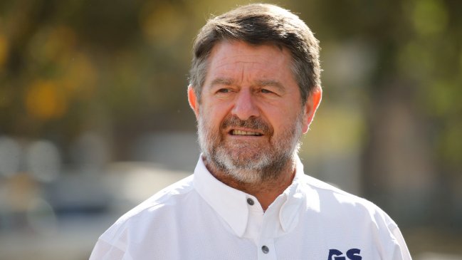 Molestia en la derecha por alcalde electo de Republicanos que votará por Claudio Orrego