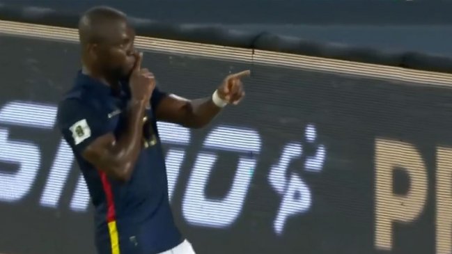 [VIDEO] Enner Valencia clavó un golazo ante Colombia