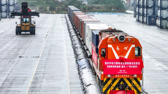 China Railway lanzó transporte ferroviario de prueba para baterías de vehículos eléctricos