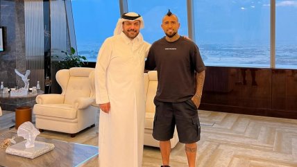   Arturo Vidal aprovechó sus vacaciones para reunirse con importante empresario qatarí 