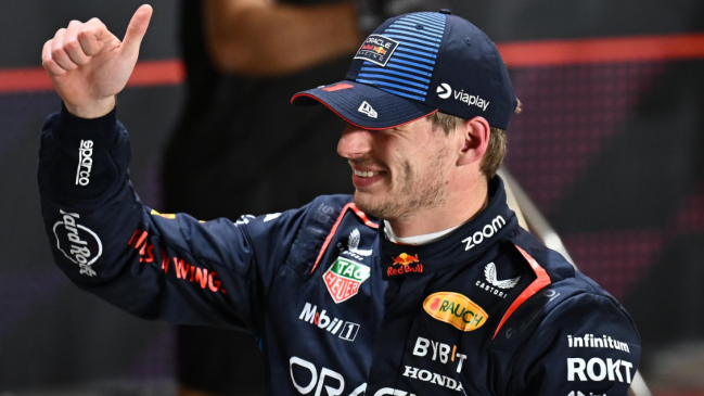Verstappen firmó en Qatar la cuadragésima primera 