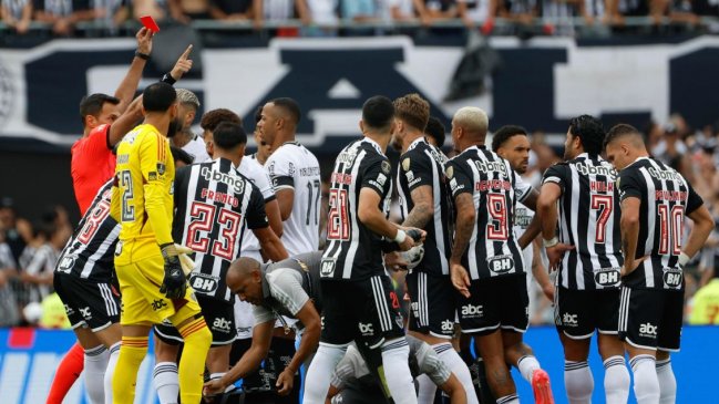 Gregore, expulsado en tiempo récord en la final de Copa Libertadores: 