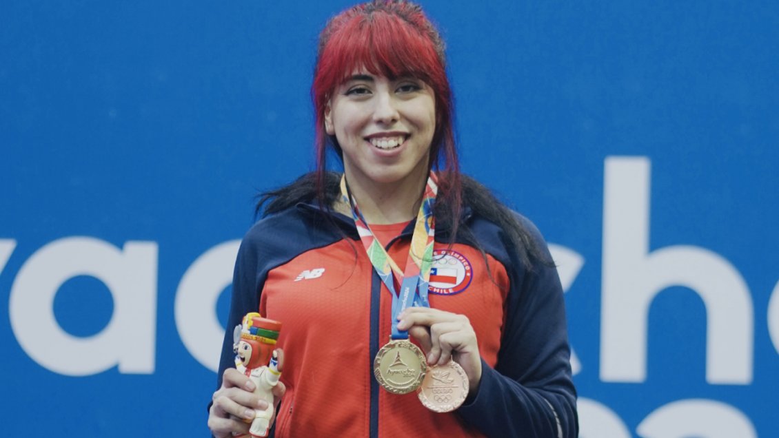 Pesista Javiera Contador ganó oro y bronce en los Juegos Bolivarianos de Ayacucho
