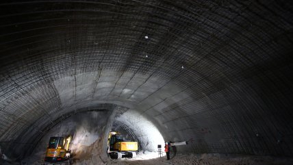   Inspeccionan avance de las obras de la nueva Línea 7 en Cerro Navia 