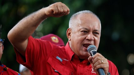  Diosdado Cabello tilda de 