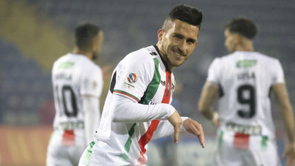   Bryan Carrasco renovó su vínculo con Palestino para la temporada 2025 