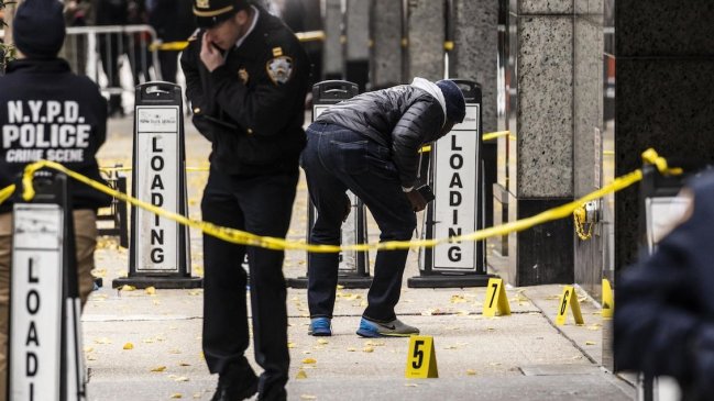 Balas que dieron muerte a CEO de UnitedHealthcare tenían mensajes escritos