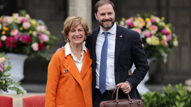 Matthei aboga por el diálogo y pide 