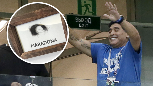 Esperan millonaria cifra: Se subastará un mechón de pelo de Maradona en París
