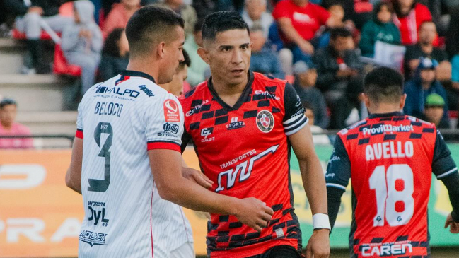 Felipe Flores se ilusiona con seguir en Limache para el debut en Primera: 