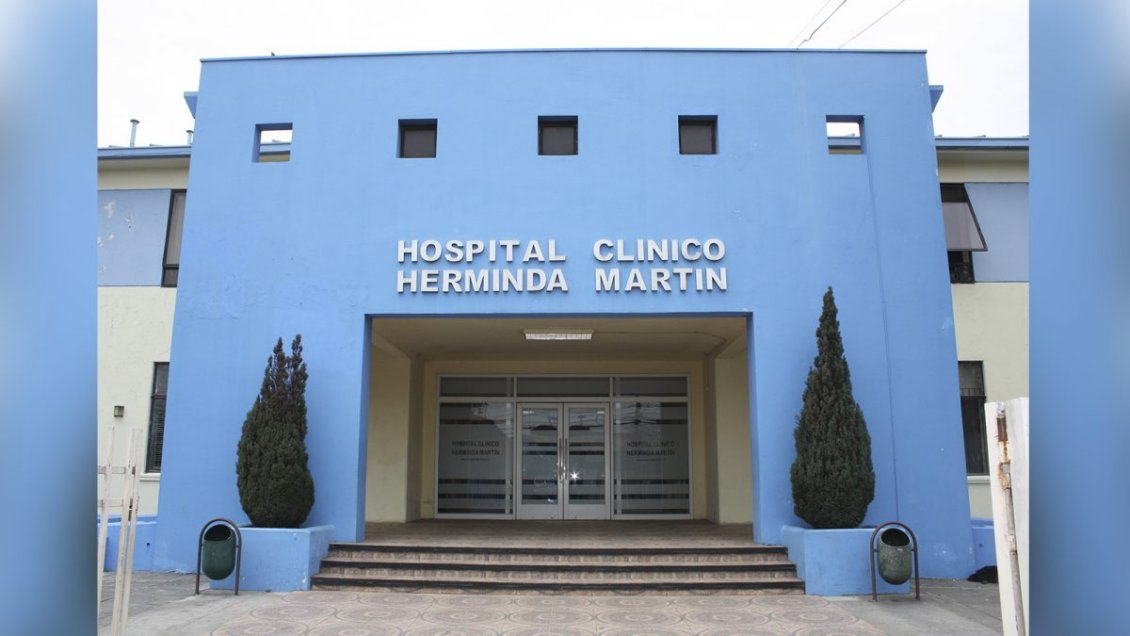 Hospital de Chillán solicitó autopsia médico-legal tras muerte de mujer en cesárea