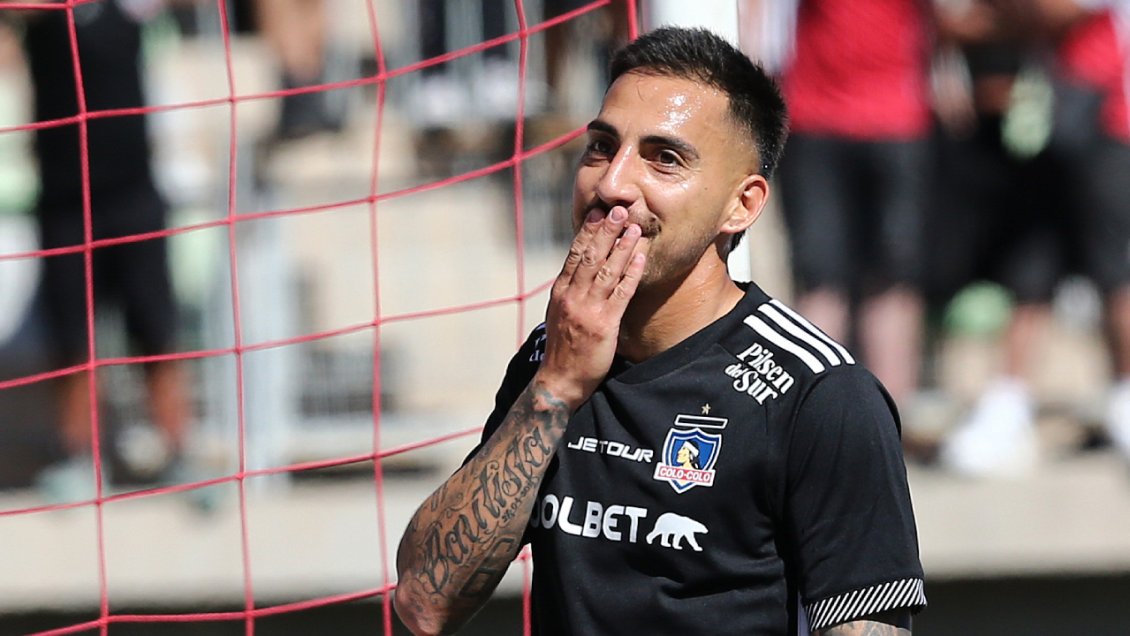 Javier Correa repasó el título de Colo Colo y disparó contra la U: No me gustan cuando lloran de más