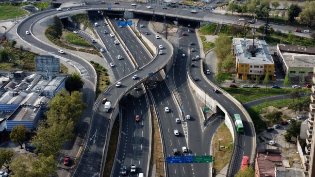 Proyecto busca que autopistas entreguen imágenes de portonazos 