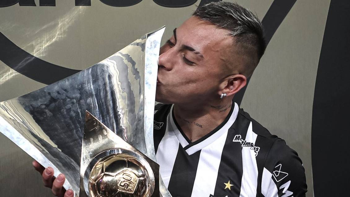Atlético Mineiro oficializó fin del contrato de Eduardo Vargas
