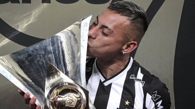 Atlético Mineiro oficializó fin del contrato de Eduardo Vargas