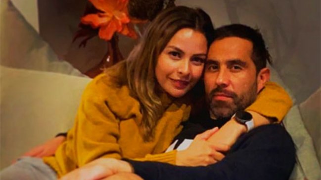 Carla Pardo publicó enigmático mensaje y se dejó de seguir en Instagram con Claudio Bravo