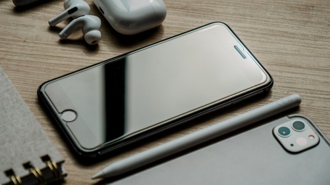 Brasil prohibirá el uso del celular en todas las escuelas