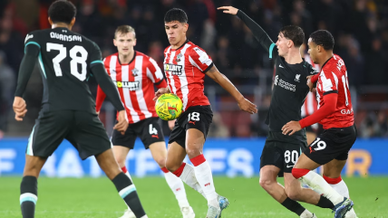   Brereton vio acción en la eliminación de Southampton en la Copa de la Liga ante Liverpool 