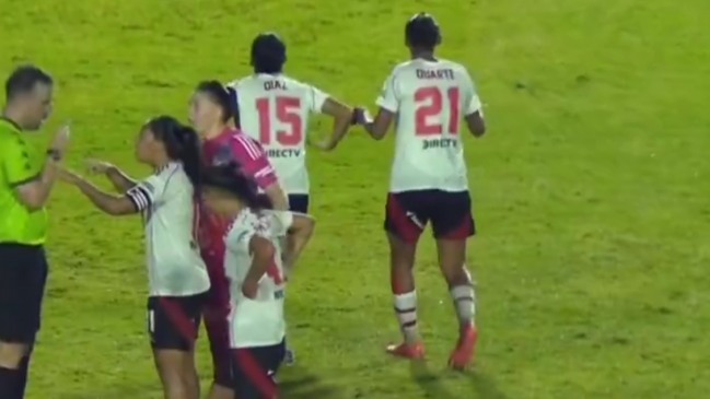 River Plate femenino generó escándalo en Brasil por gestos racistas contra Gremio