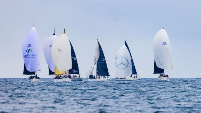 Con fuertes vientos comenzó la Copa 