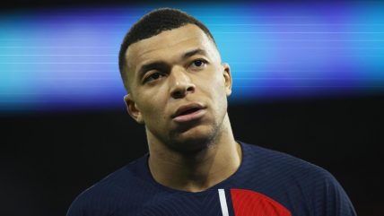   Mbappé tomó nueva ofensiva contra PSG por millonario pago pendiente 