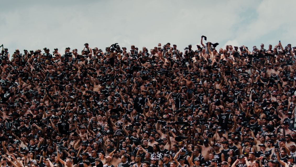 La hinchada “más fiel” de Brasil recauda fondos para saldar una deuda millonaria del club