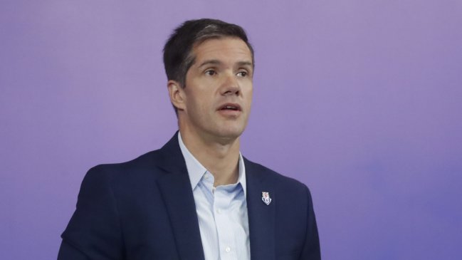 CMF ofició a Michael Clark para entregar información sobre toma de control de Azul Azul