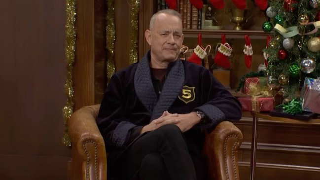 Tom Hanks causa preocupación por visible temblor en sus manos durante aparición en programa