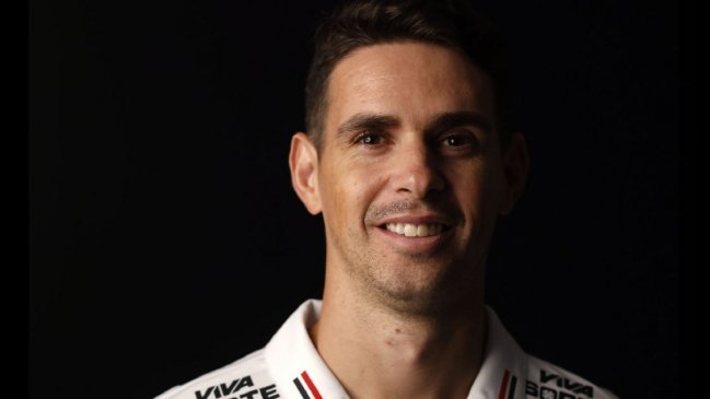 El mundialista brasileño Oscar regresó a Sao Paulo