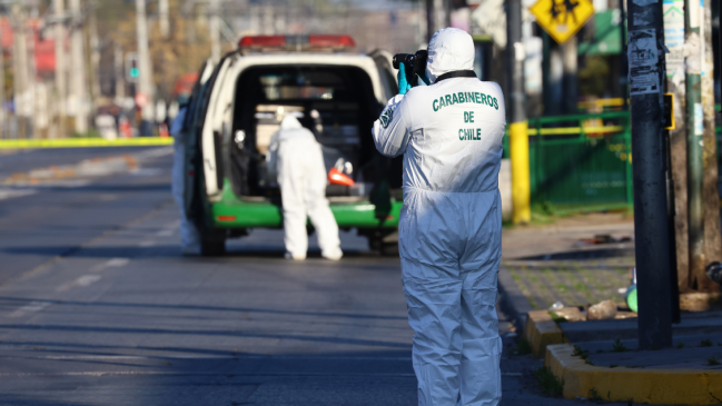 Sujetos prendieron barricadas tras intentar robar cajero automático en Temuco