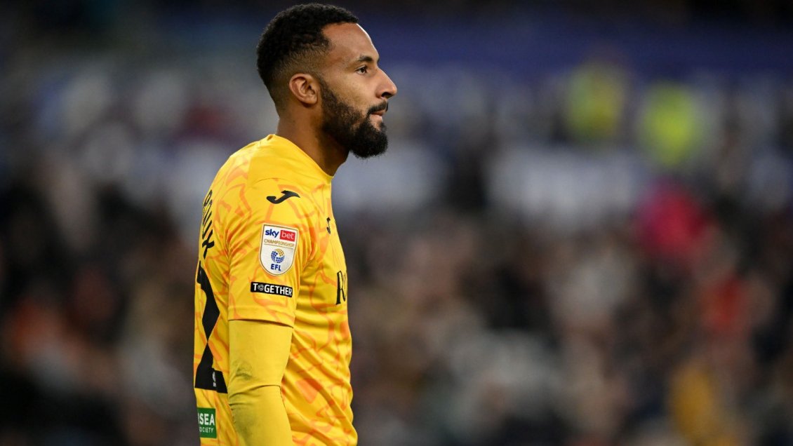 Técnico respaldó a Lawrence Vigouroux tras un error en duelo de Swansea