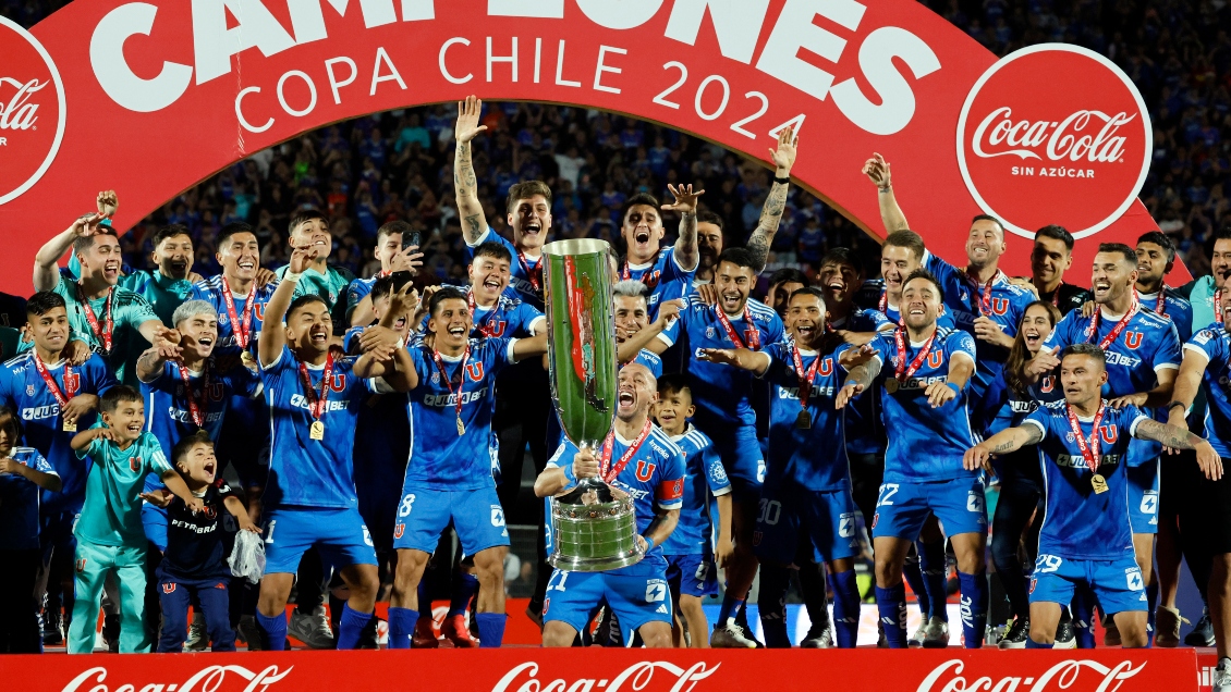 Hinchas de la U agotaron galerías para el debut en la Copa de Verano