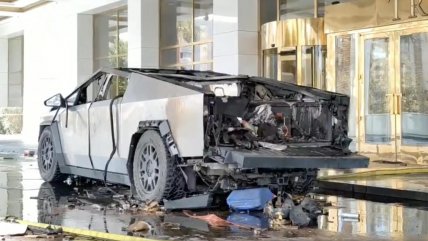 Soldado de EEUU conducía auto Tesla que estalló frente a Hotel Trump en Las Vegas