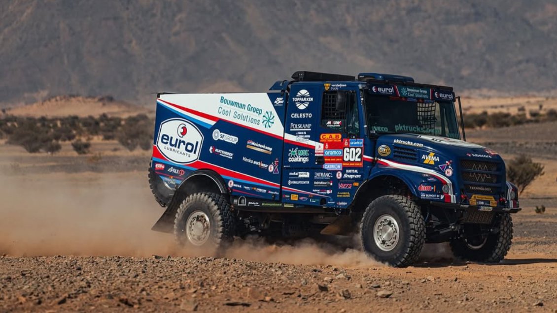 Mitchel van den Brink dominó en camiones en el prólogo del Rally Dakar