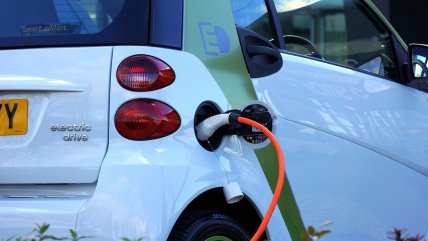   Venta de autos eléctricos en Chile subió 183% durante 2024 