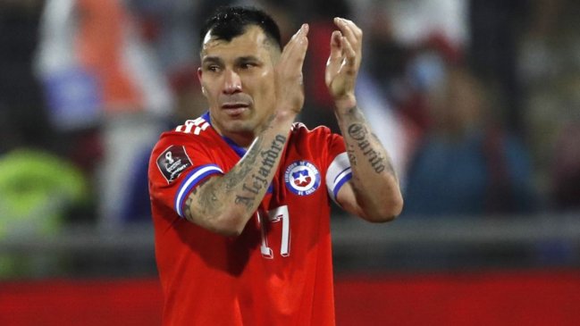 El "Pitbull" vuelve a San Carlos: U. Católica oficializó a Gary Medel