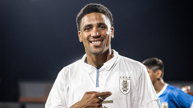 Unión La Calera se reforzó con el uruguayo Erik de los Santos