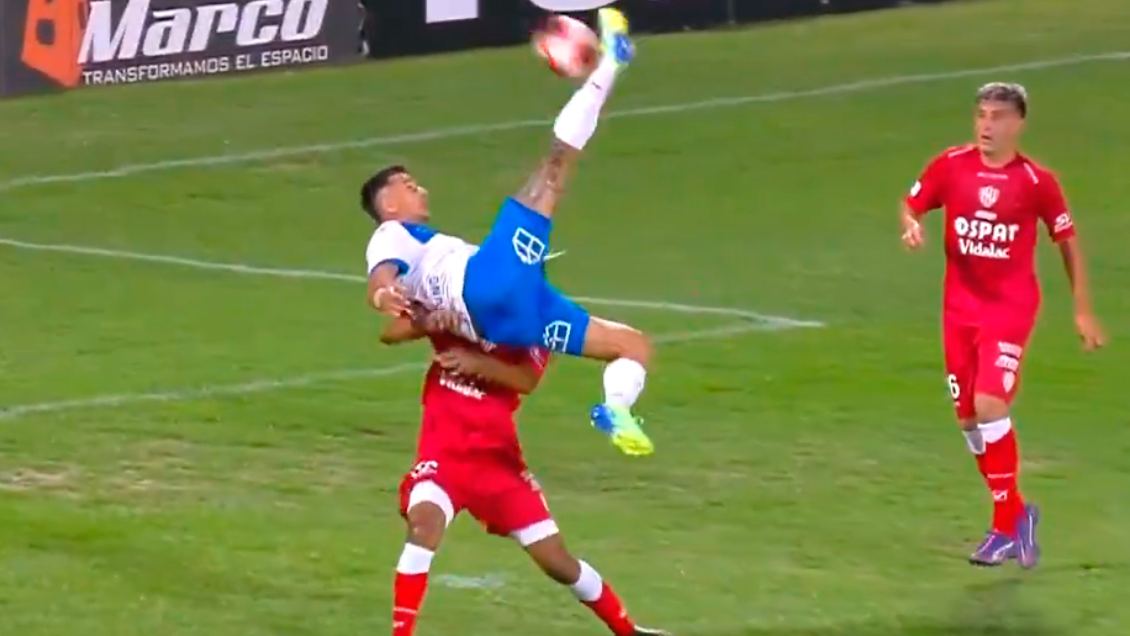 [VIDEO] Zampedri estuvo a punto de anotar golazo de chilena ante Unión