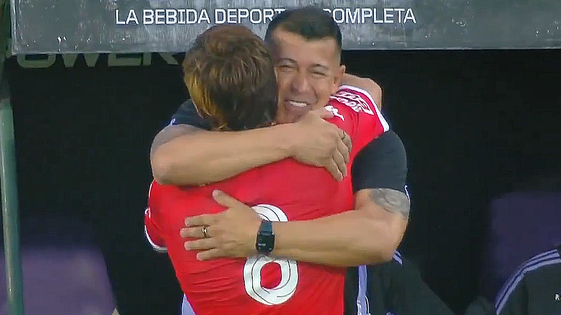 [VIDEO] El fraterno abrazo de Leo Gil en su reencuentro con Colo Colo