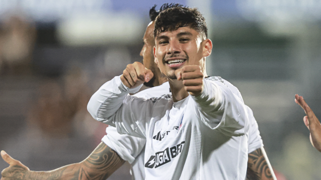 Colo Colo derribó a Huracán y cerró victorioso su paso por la Serie Río de la Plata