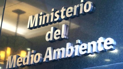   Ministerio de Medio Ambiente ofrece puestos de trabajo con sueldos de cerca de $3 millones 