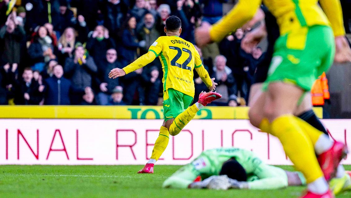 Lawrence Vigouroux sufrió con cinco goles en la caída de Swansea ante Norwich City