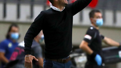  En México acusan a exentrenador del fútbol chileno por robo y abandono de deberes  