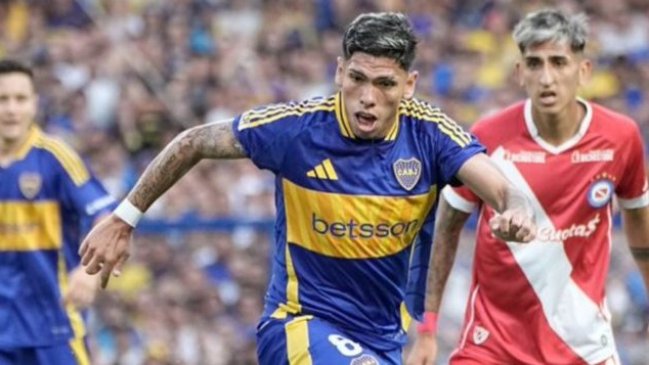 Prensa argentina dedicó elogios a Carlos Palacios tras su estreno en La Bombonera